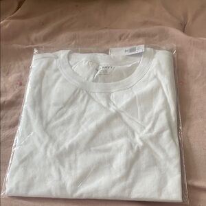 Old Navy Women's White long sleeve top UNOPENED STILL IN PACKAGE